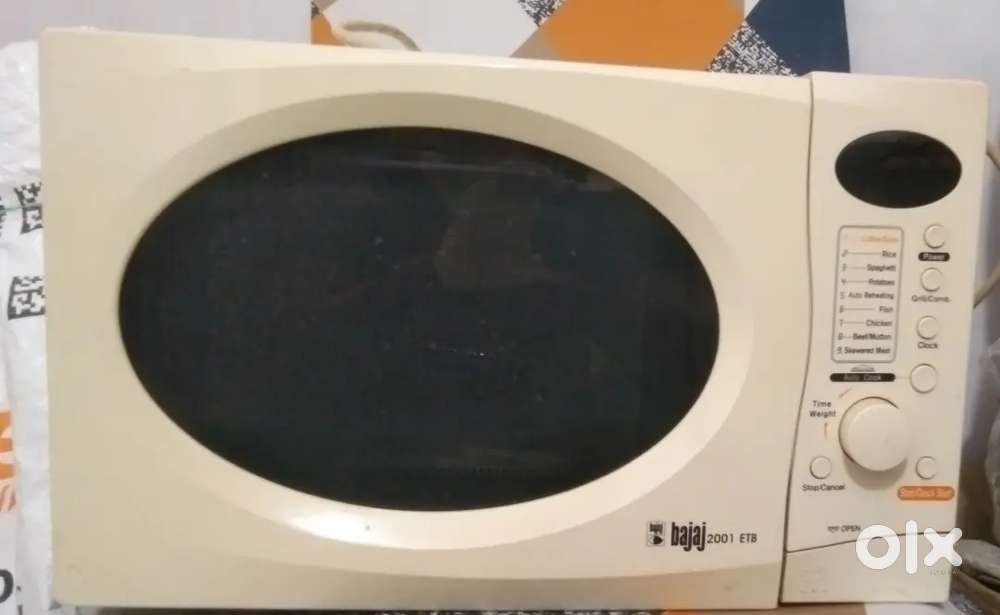 I m selling my microwave oven is very good condition