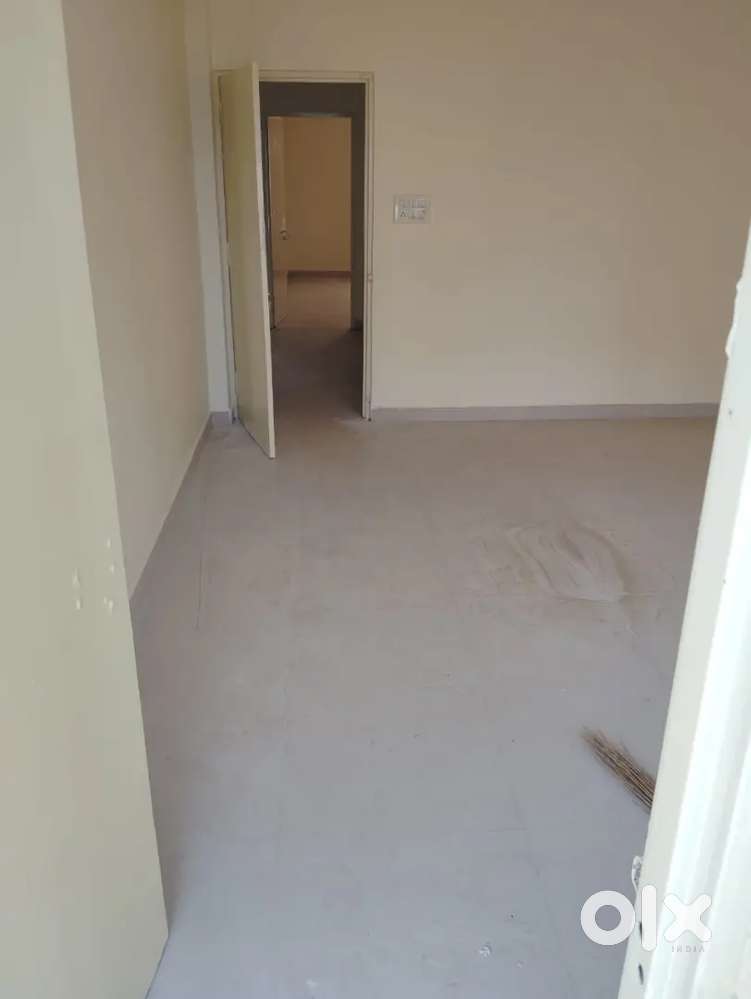 4bhk ground floor flat with servent room at chunabhatti prime location