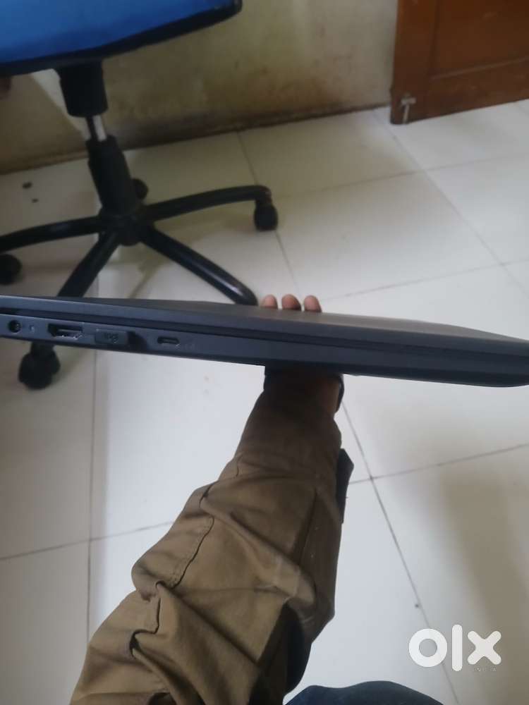 Dell 15 Insp 3530 13Gi3  only 6 month old warranty Available