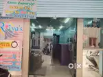 Ground floor Showroom Shop / Office for rent