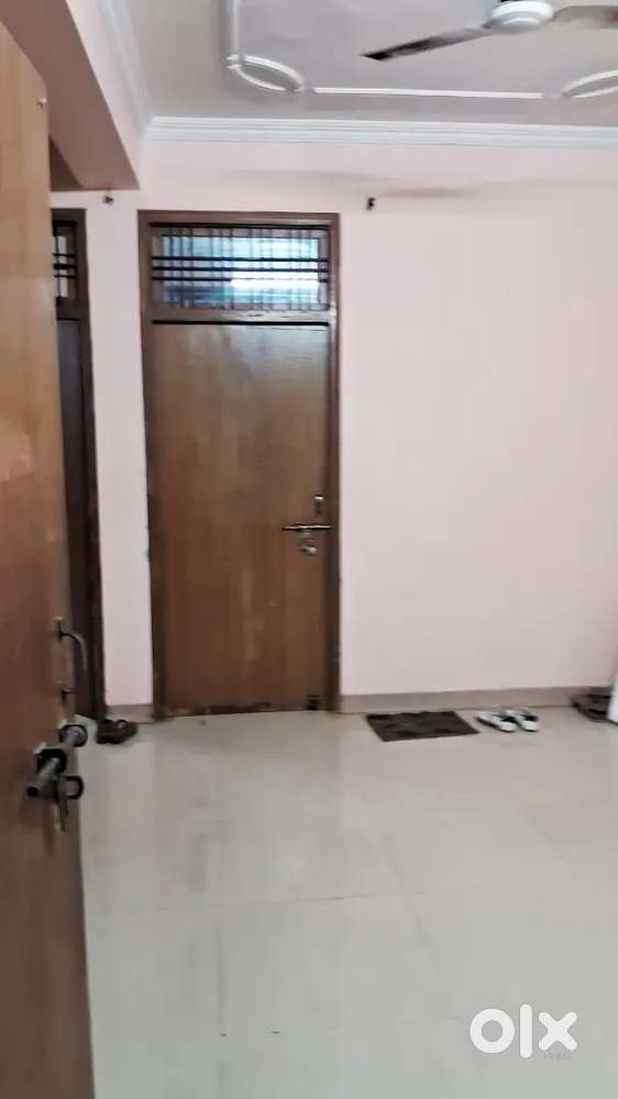 1 bhk ( kitchen sharing ) ₹6000 rent