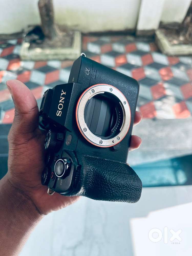 SONY A7M4 mint condition