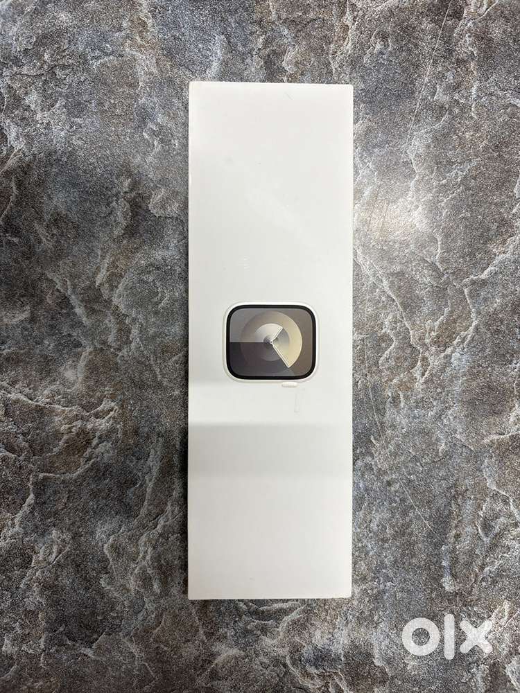 Apple watch series 9 starlight