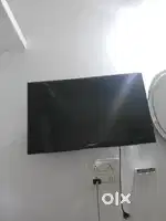 Hyundai television