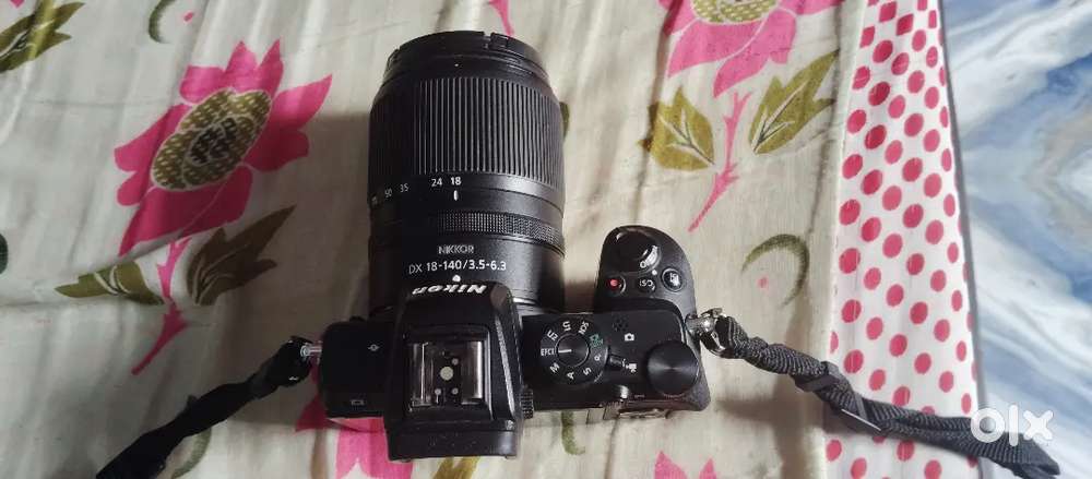 Nikon z50 18.140 lense like new condition bill box charger 2 battery