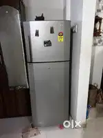 Double door LG fridge
