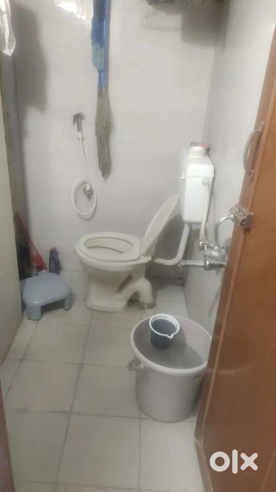 One BHK roomsharing near NR colony