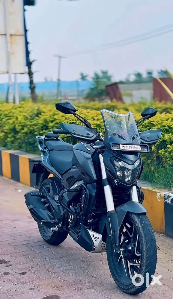 2025 model october 2 1150 km With good condition 3yr emi