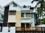 Nadathara 2000 SqFt ,5cent,4bhk Villa ,Thrissur