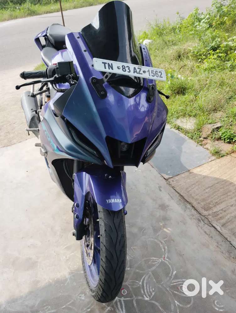 R15V4 i want sell my bike money urgent