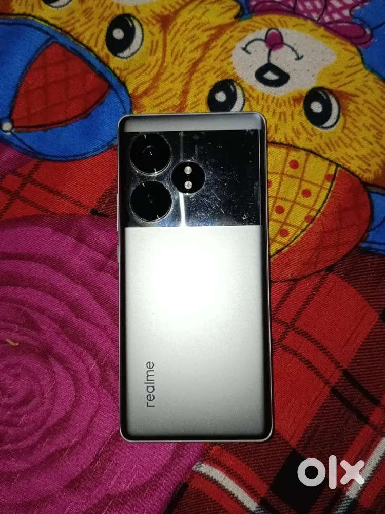Realme GT 6T