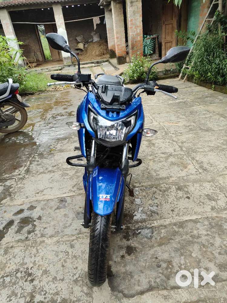 Apache RTR 160 4V