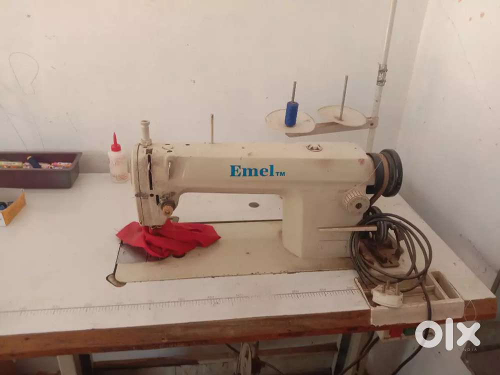 Tailoring machine