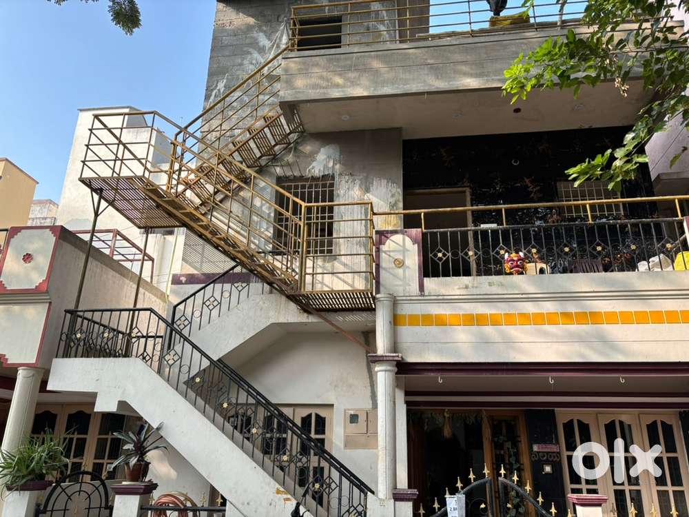 Ground floor 2bhk .First floor 2bhk. Second floor 1bhk