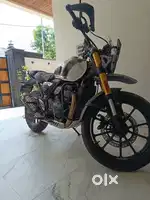 Triumph scrambler 400x