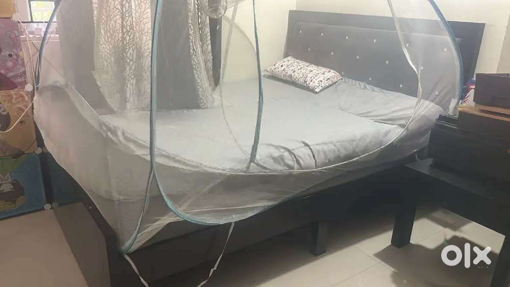 Queen size bed and summer cooler