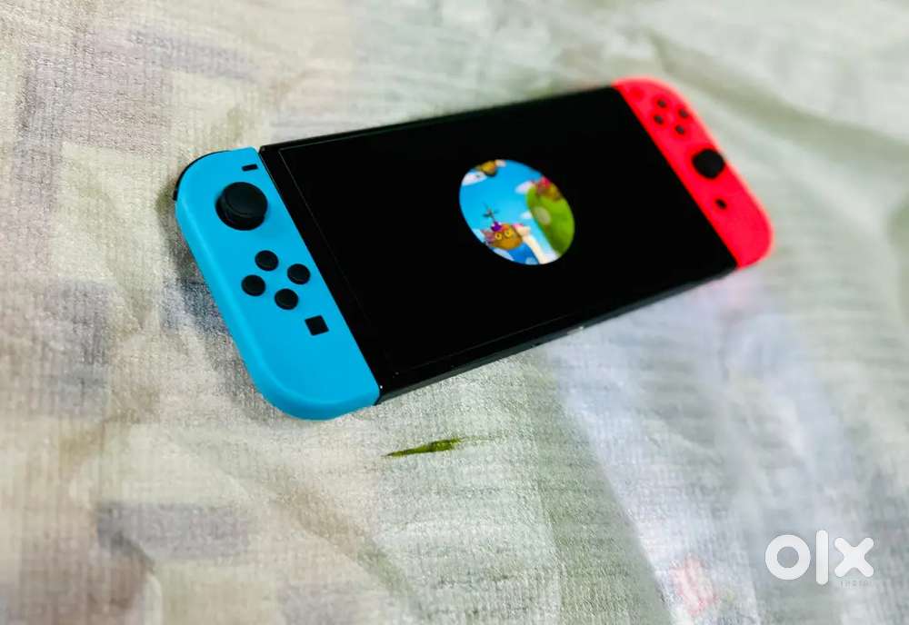Oled Nintendo switch in great condition