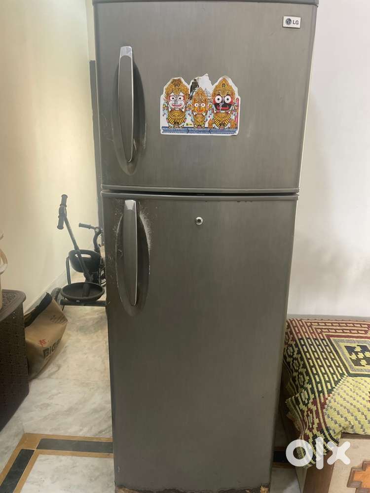 Double door above 400 Ltrs fridge