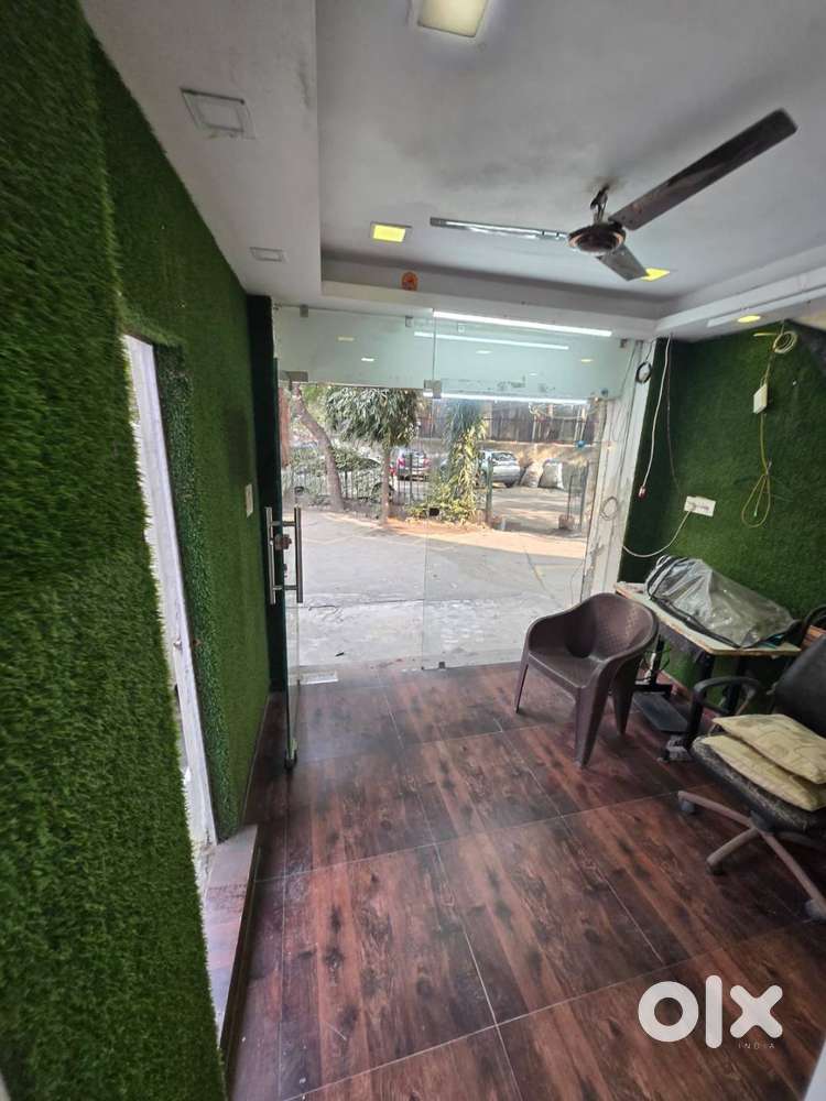 Shop / Office Space in Old Rajinder Nagar