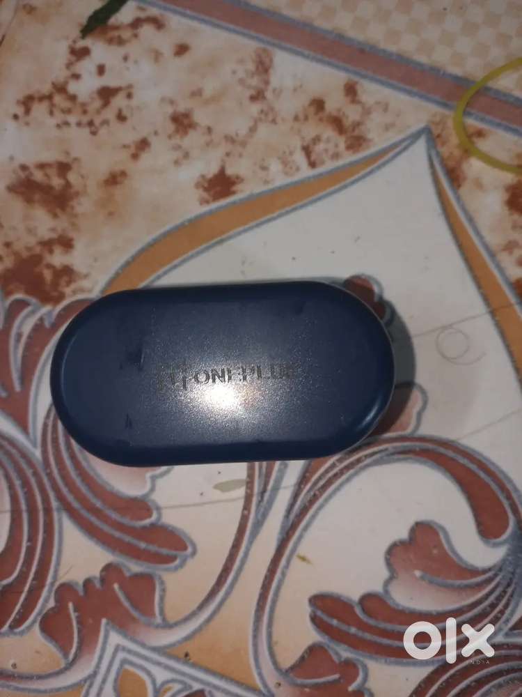 OnePlus buds