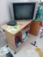 TV with ComPuter Table