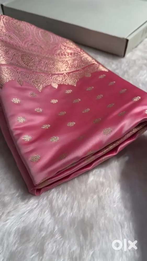 Banarasi silk saree in baby pink color
