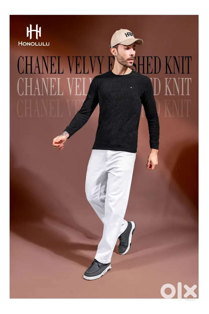 Male helper needed in clothing shop