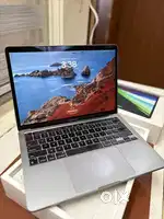 Macbook pro M1 8/256gb . Bill box charger . Touch bar . A1 condition