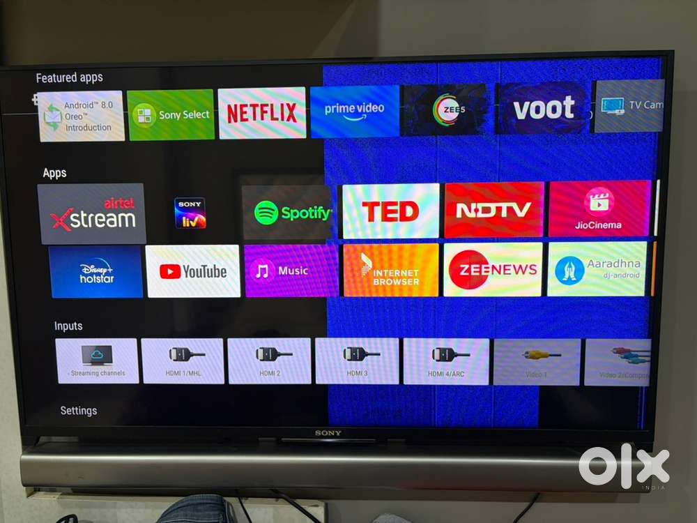 Sony Bravia 43” Full HD Smart LEd TV with Sound Bar