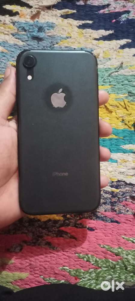 Iphone XR in Good condition