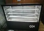 Cake fridge