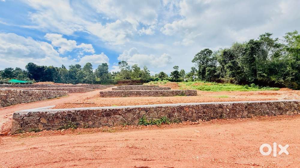 9-cent Premium Plot Idea for Your Dream Home