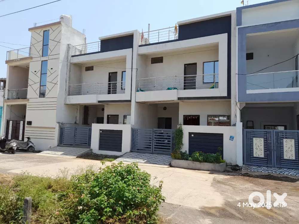 Want to sale a 3 BHK Duplex in Tncp Society @ 51lacs with all latest a