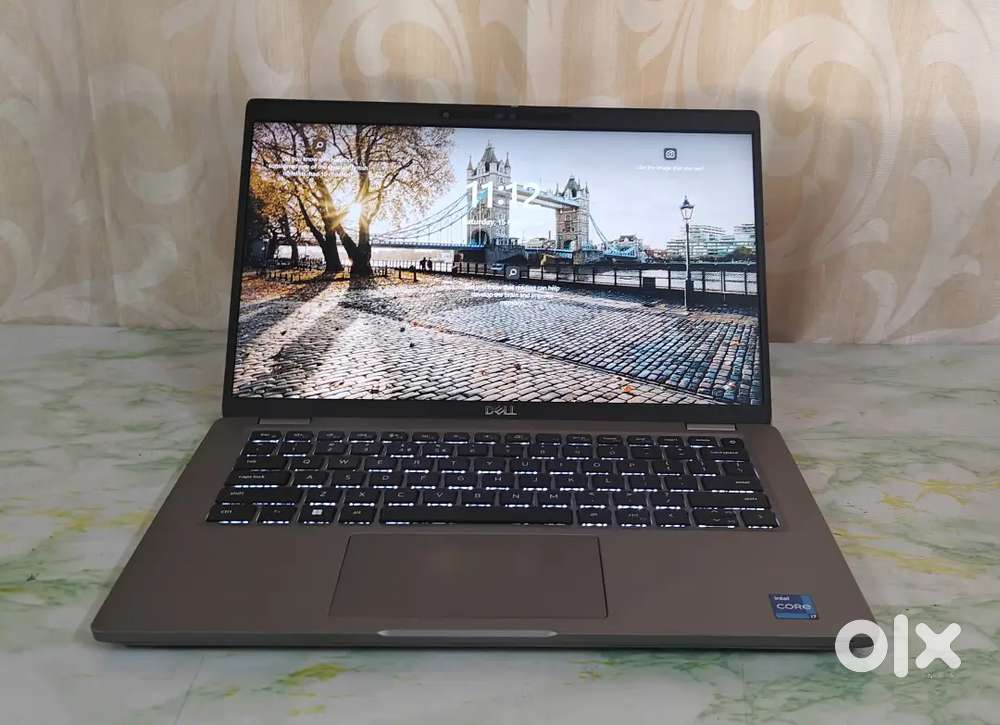 Dell Latitude 5430 Premium Laptop i7 12th Gen and 1 year dell warranty