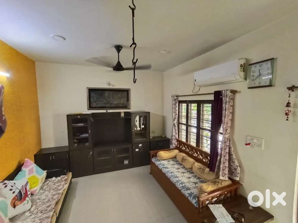 Fully furnished 3 bhk