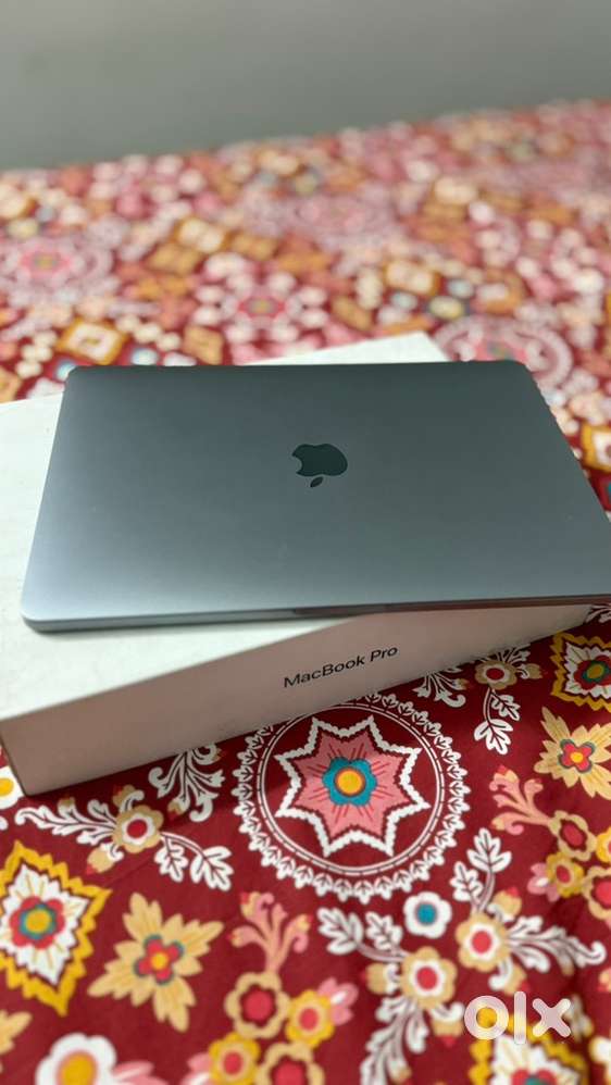 Macbook Pro 13” (2017) - 8GB RAM, 256GB SSD - Excellent Condition