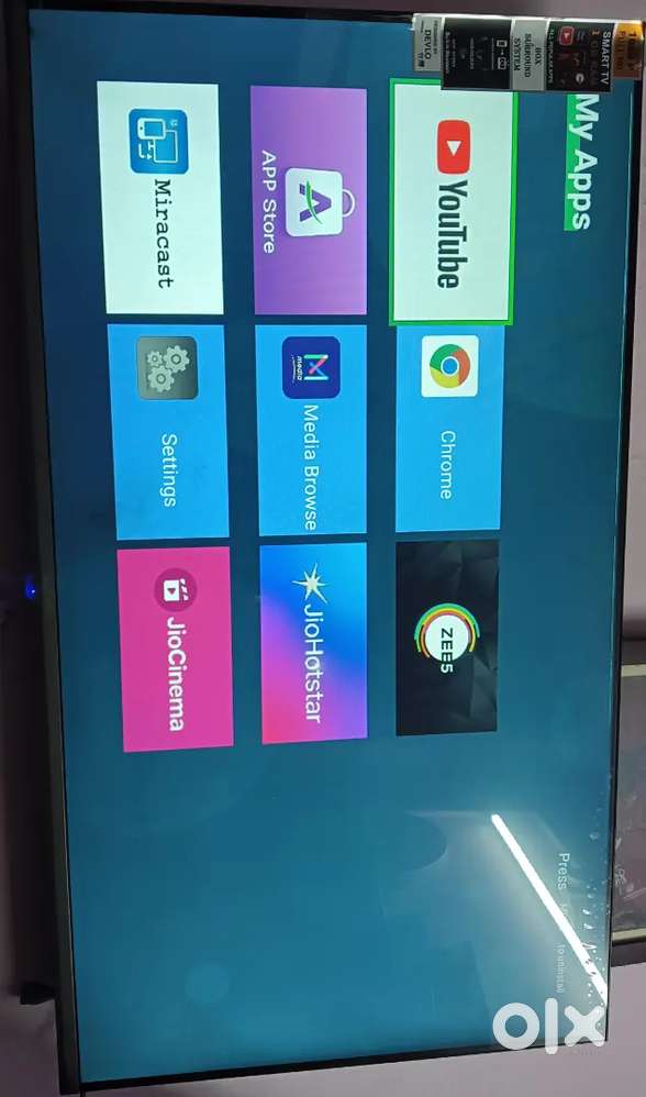 LCD TV (43) in black colour