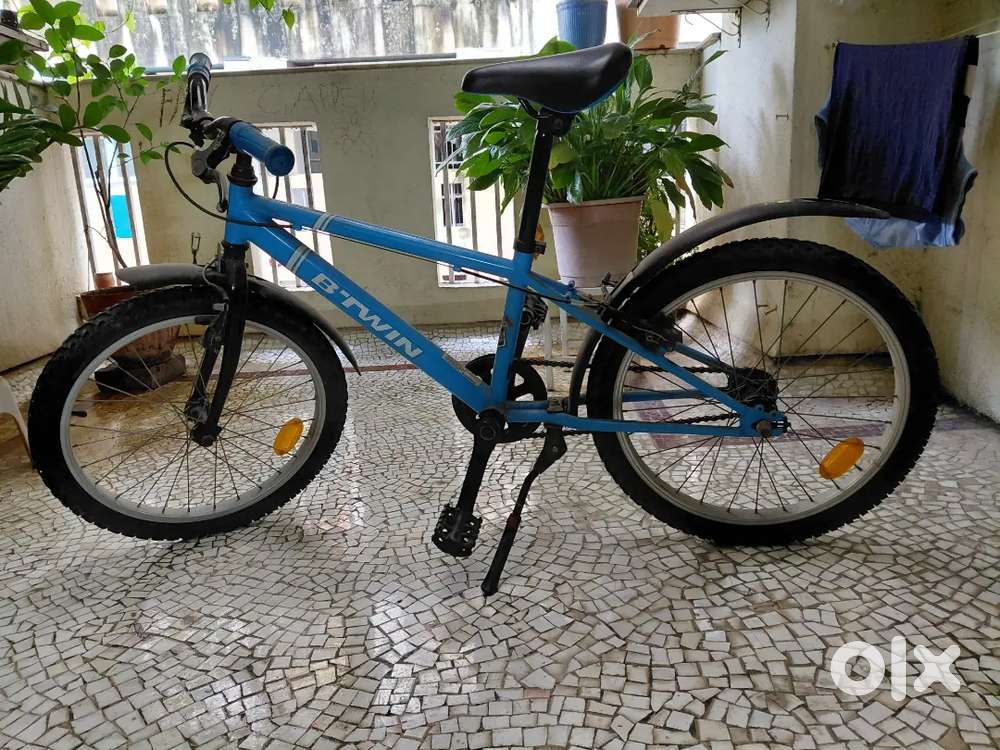 BTWIN Racing Boy 300 20 inch cycle for kids