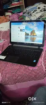 Hp 15AU touch screen i7 4th gen 8gb/256 ssd