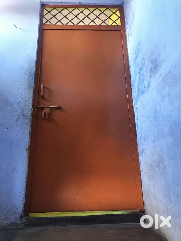 2 part Room for Rent in single person only job & students...