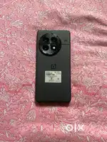 One plus 13 . in warranty