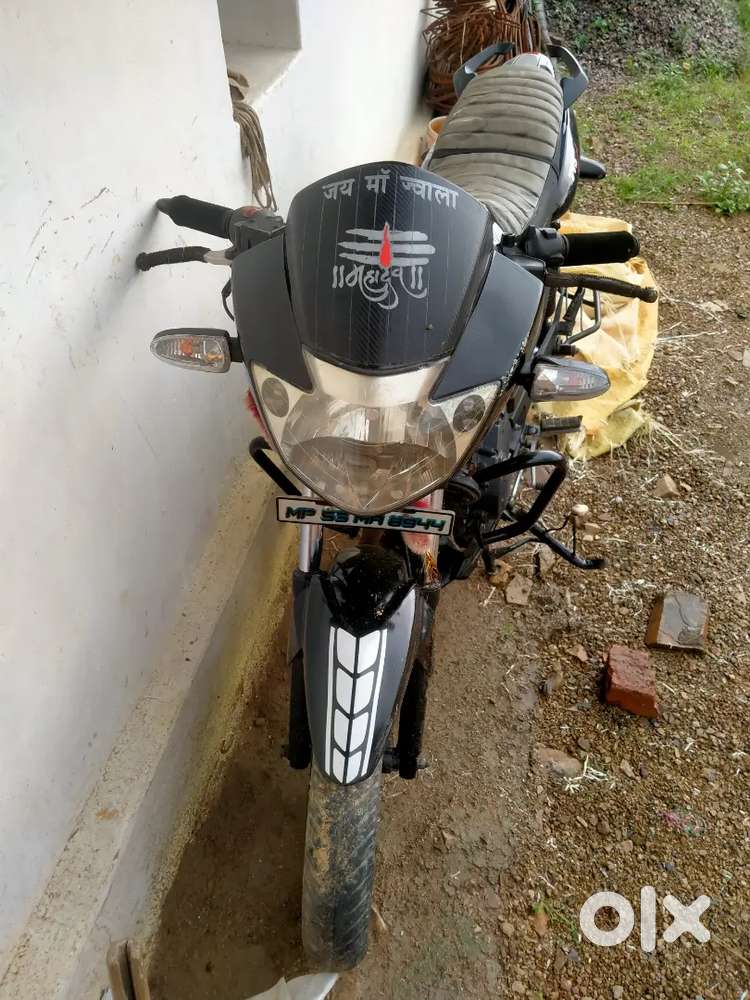 TVS Apache RTR 160 CC, mentioned, back tyre new hai but paper expire