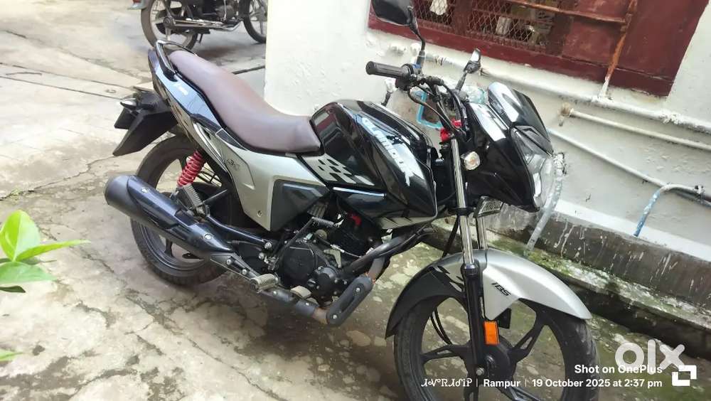 GLAMOUR 125 BSVI