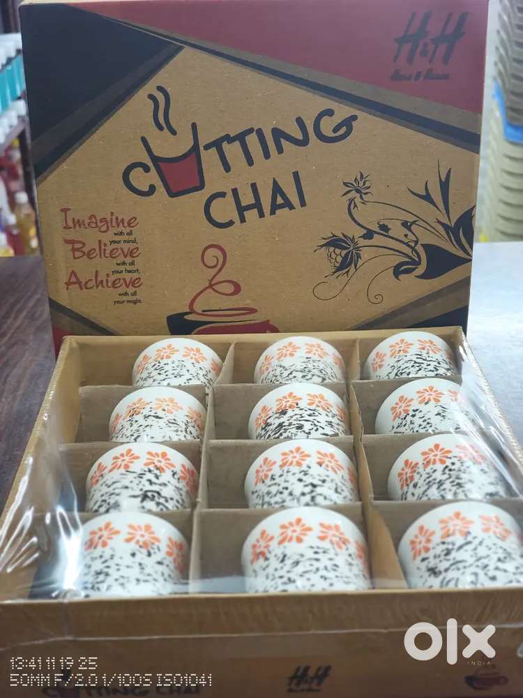 Crockery, plastic Items and Gifts