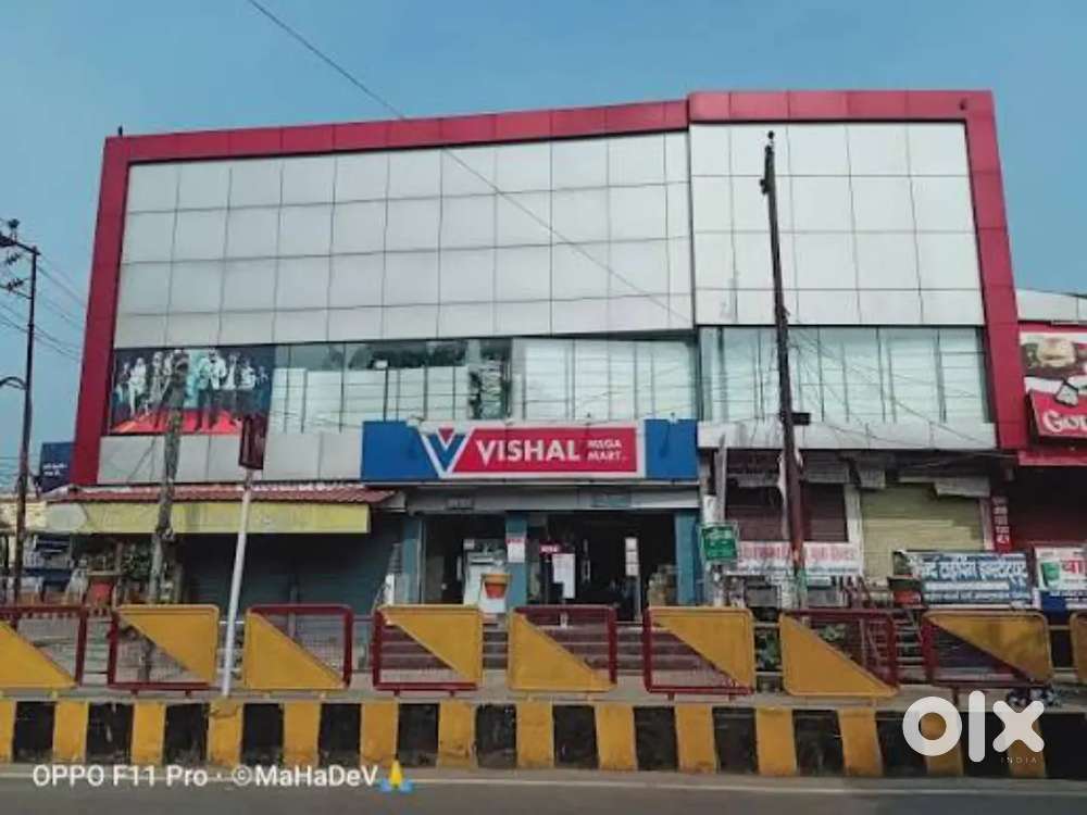 Now vacancy available in Vishal Mall ''