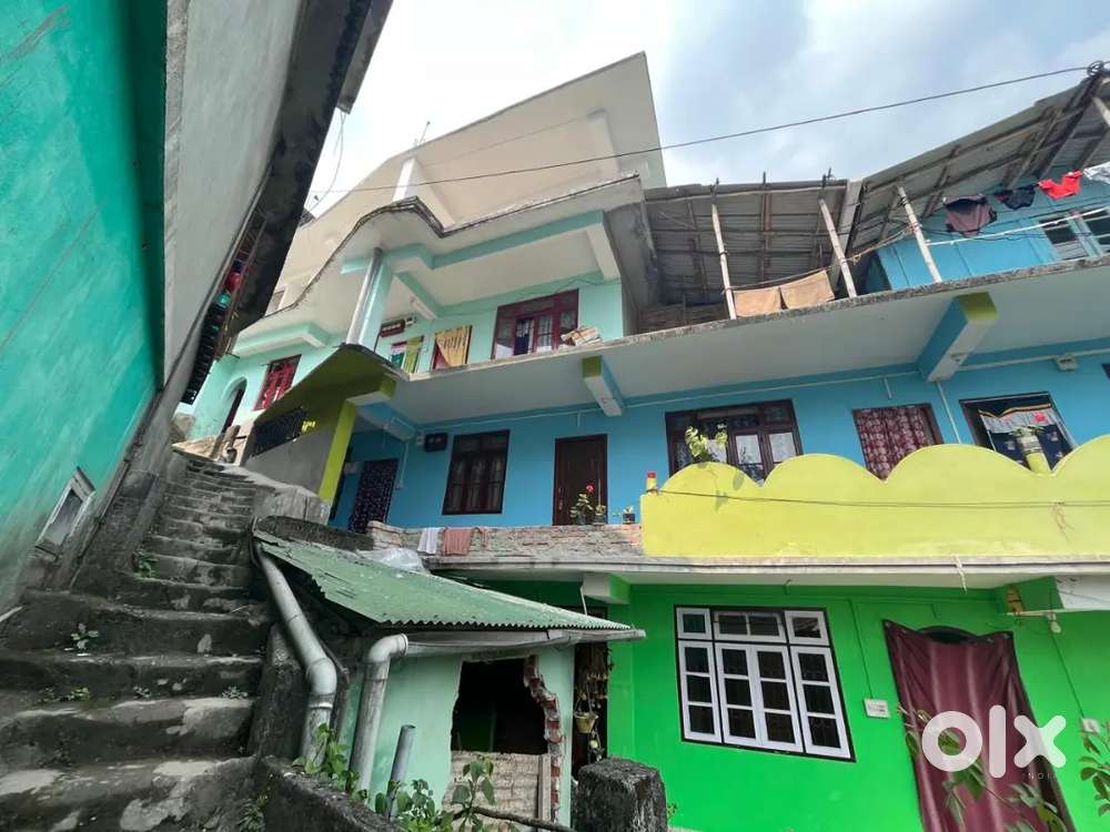 A ready to move Property for sell in Adampool Gangtok...Good Property