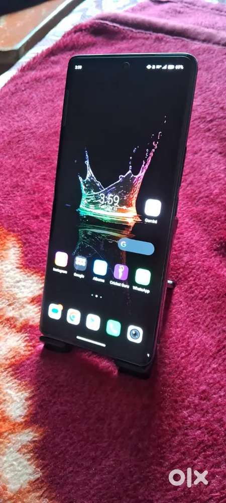 Vivo V30 excellent condition battery and camera was awesome