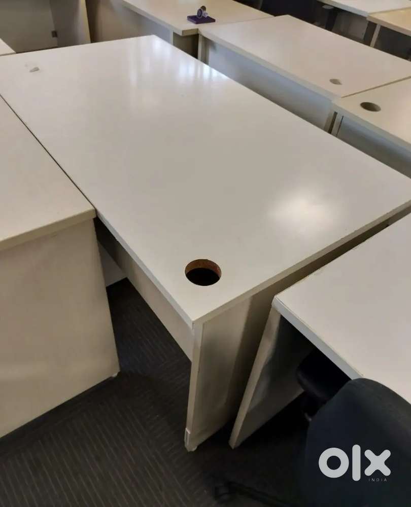 4'*2'6 Office Boss Table