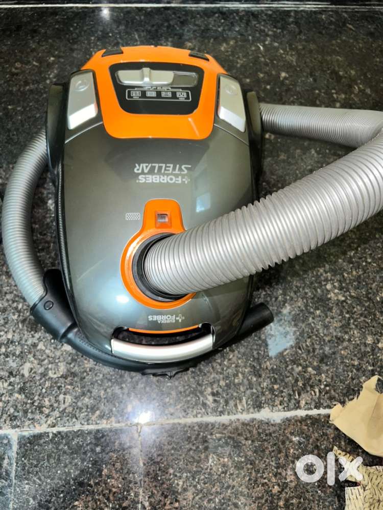 Forbes vaccum cleaner, vacuum cleaner excellent condition for sale.