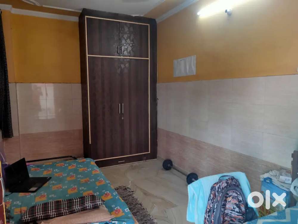 Required female flatmate for 2bhk furnished flat